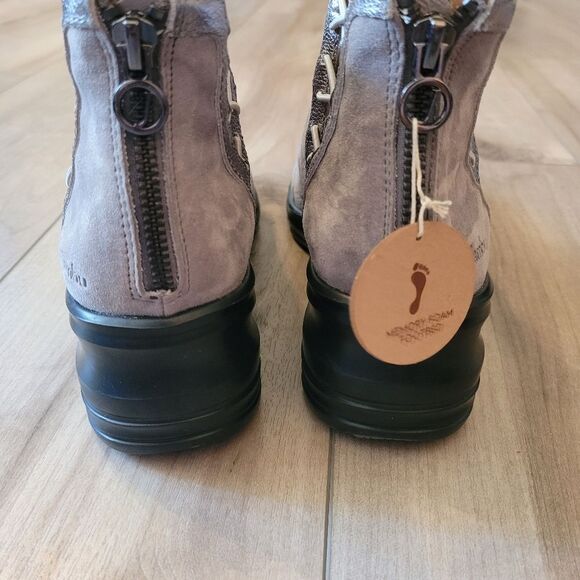 Jambu Women's Booties - Picture 2 of 6